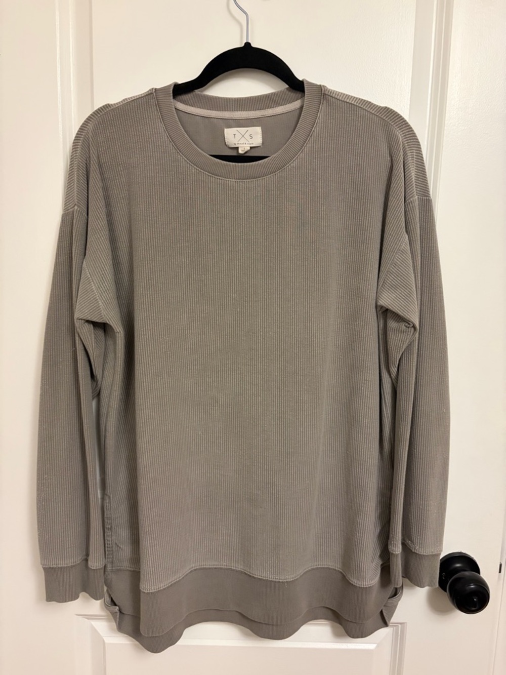 Thread & Supply Women's Ribbed Crewneck Sweatshirt - Taupe
